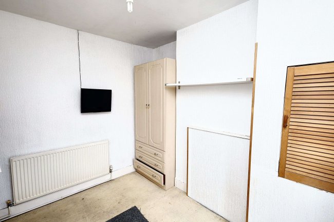 5 Temple Road, East Ham, London, E6 1LU 1