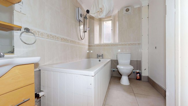 5, 5A, 5B & Upper Maisonette, South Terrace, Surbiton, Surrey, KT6 6HT 1