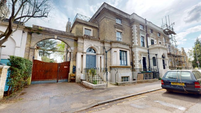 5, 5A, 5B & Upper Maisonette, South Terrace, Surbiton, Surrey, KT6 6HT 1