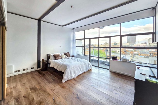 Apartment 802, 25 Church Street, Manchester M4 1PE 9