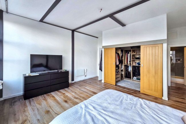 Apartment 802, 25 Church Street, Manchester M4 1PE 9