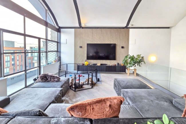 Apartment 802, 25 Church Street, Manchester M4 1PE 9