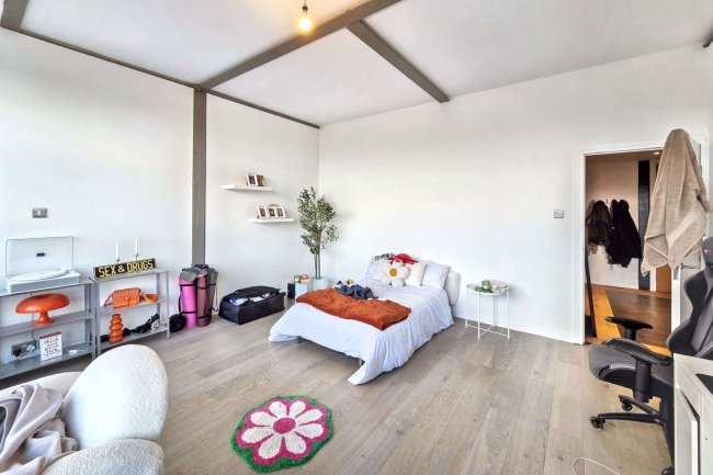 Apartment 802, 25 Church Street, Manchester M4 1PE 9