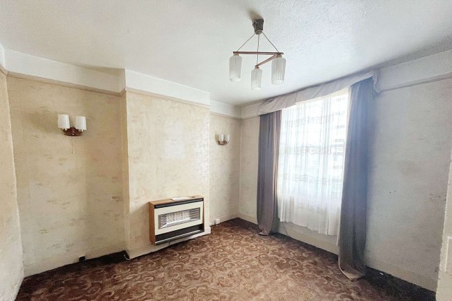 17 William Road, Sutton, Surrey SM1 4QT 1