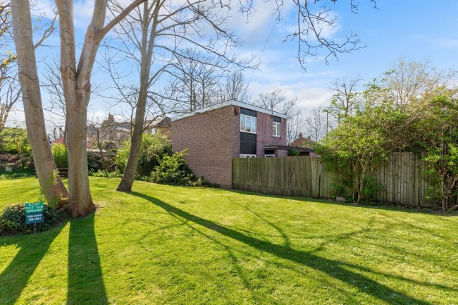 The Old Caretakers House, 88 Richmond Road, Twickenham TW1 3BB 6