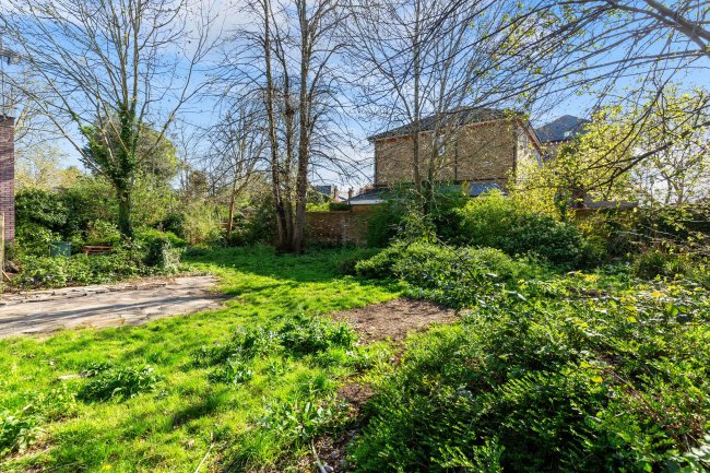 The Old Caretakers House, 88 Richmond Road, Twickenham TW1 3BB 6