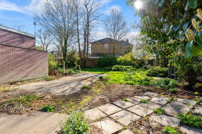 The Old Caretakers House, 88 Richmond Road, Twickenham TW1 3BB 6