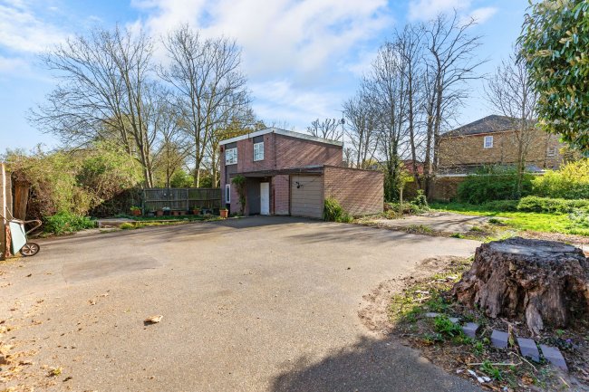 The Old Caretakers House, 88 Richmond Road, Twickenham TW1 3BB 6