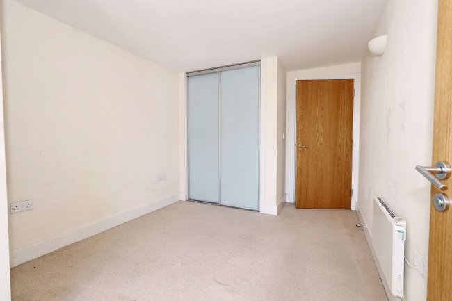 36 Flagstaff Court, Canterbury, Kent CT1 3HA 3