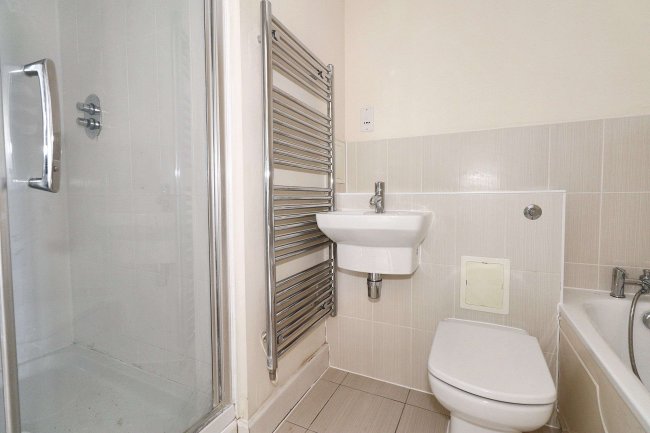 36 Flagstaff Court, Canterbury, Kent CT1 3HA 3