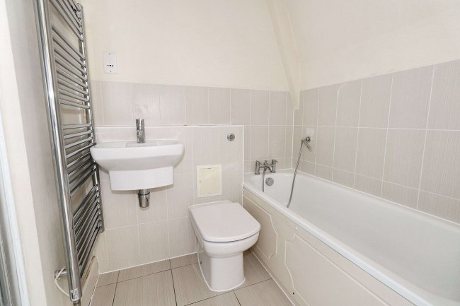 36 Flagstaff Court, Canterbury, Kent CT1 3HA 3