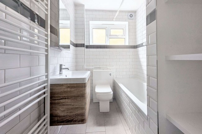 Flat 1 Ridge Court, 57 Underhill Road, Dulwich, London SE22 0RA 8