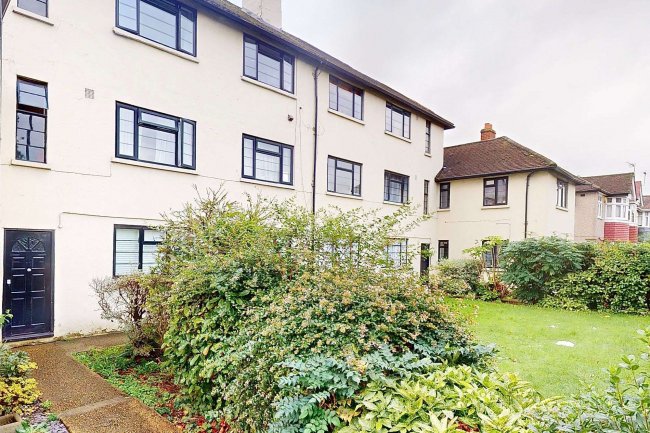 5 Chase Court, Amhurst Gardens, Isleworth TW7 6AH 2