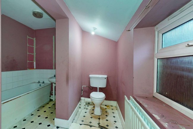 59 Manor Road, Richmond TW9 1YA 7