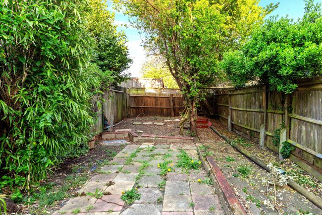 59 Manor Road, Richmond TW9 1YA 7