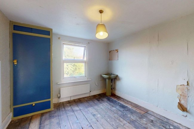 59 Manor Road, Richmond TW9 1YA 7