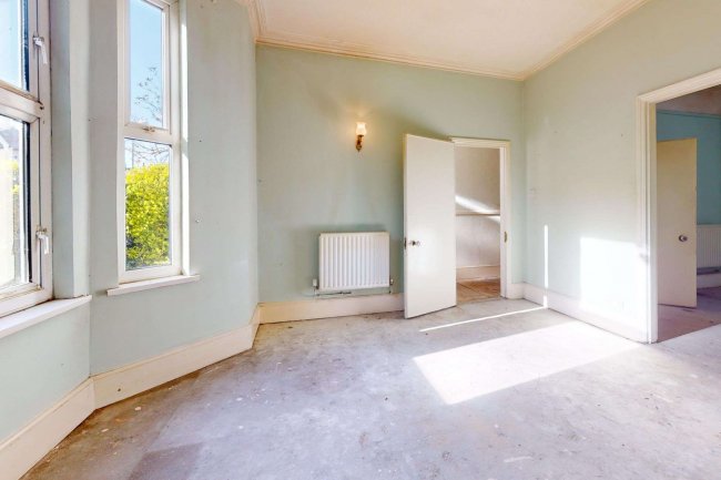 59 Manor Road, Richmond TW9 1YA 7