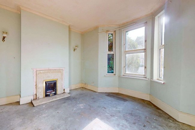 59 Manor Road, Richmond TW9 1YA 7