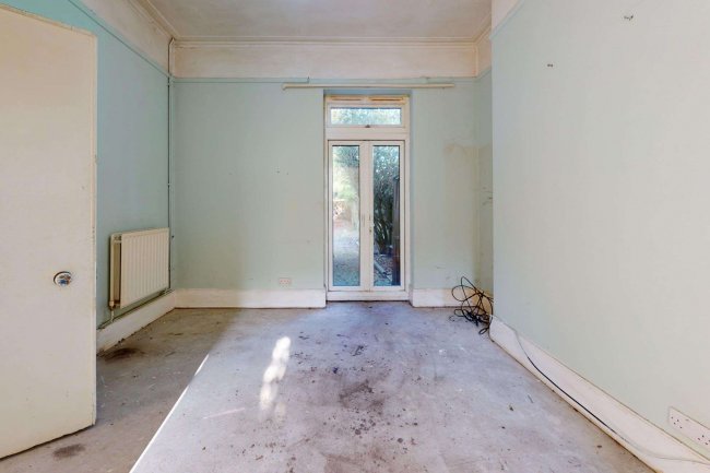 59 Manor Road, Richmond TW9 1YA 7