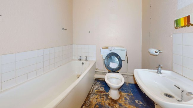 Flat 5B Birkbeck Grove, Acton, London, W3 7QD 5