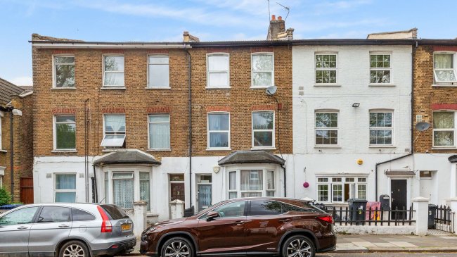 Flat 5B Birkbeck Grove, Acton, London, W3 7QD 5