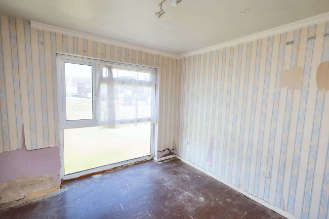 76 Western Way, Sandy, Bedfordshire, SG19 1DU 5