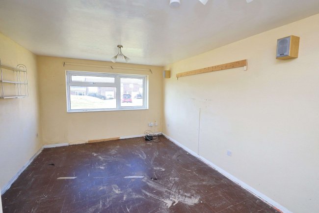 76 Western Way, Sandy, Bedfordshire, SG19 1DU 5