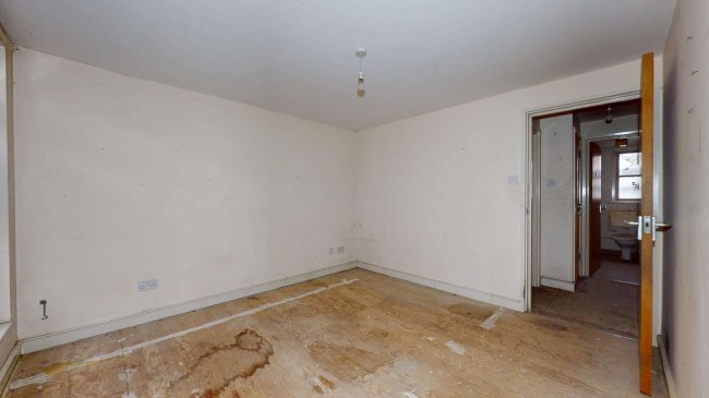 16 Stacey Street, Islington, London, N7 7JQ 4