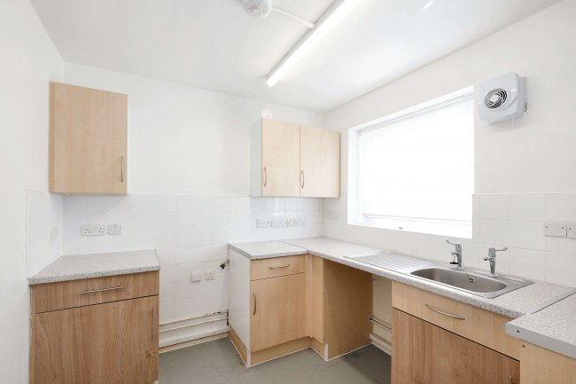 90 Plaiters Way, Bidwell, Dunstable, Bedfordshire, LU5 6JE 7