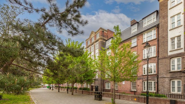 Flat 13, Block B, Peabody Estate, Camberwell Green, Camberwell, London, SE5 7BE 3