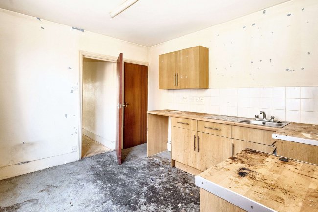 46 St Andrews Road, Clacton on Sea, Essex, CO15 3AP 1