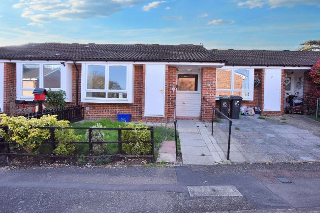 30 Madells, Epping, Essex, CM16 4NW 9