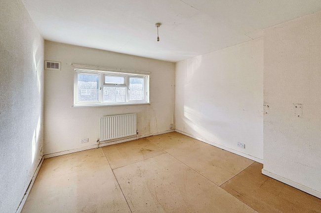 9 Lilac Avenue, Enfield, London, EN1 4QY 10