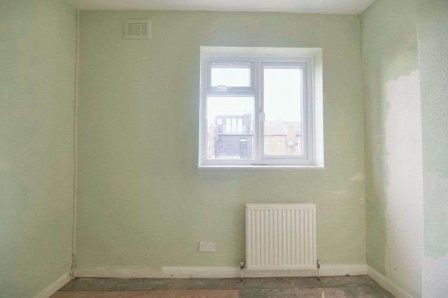 32 Pitchford Street, Stratford, London, E15 4RX 3