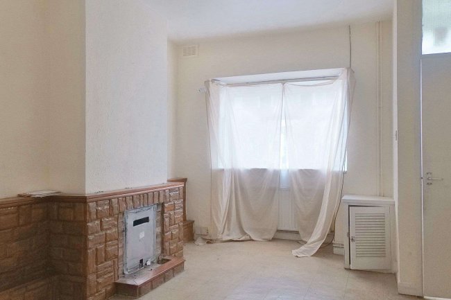 32 Pitchford Street, Stratford, London, E15 4RX 3
