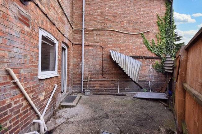 156 London Road, Ipswich, IP1 2HQ 7