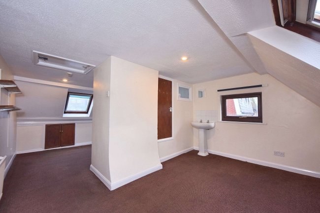 29 Stoke Street, Ipswich, IP2 8BZ 9