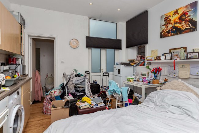 12 Harlesden Gardens, Harlesden, London, NW10 4EX 2