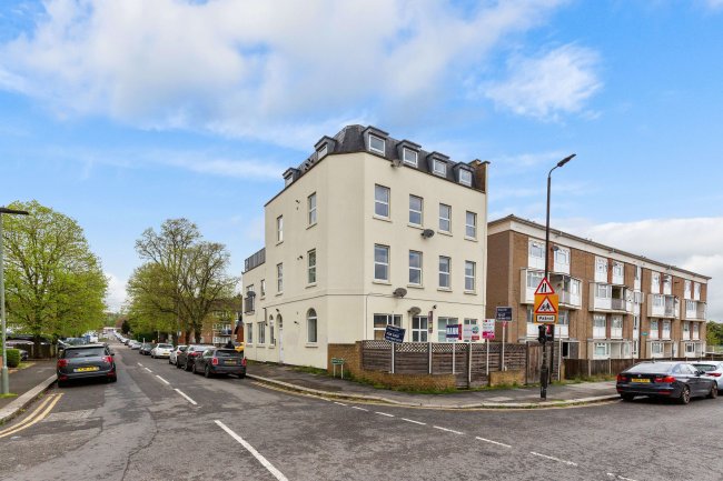 149 Maple Road, Penge, London SE20 8HU 9