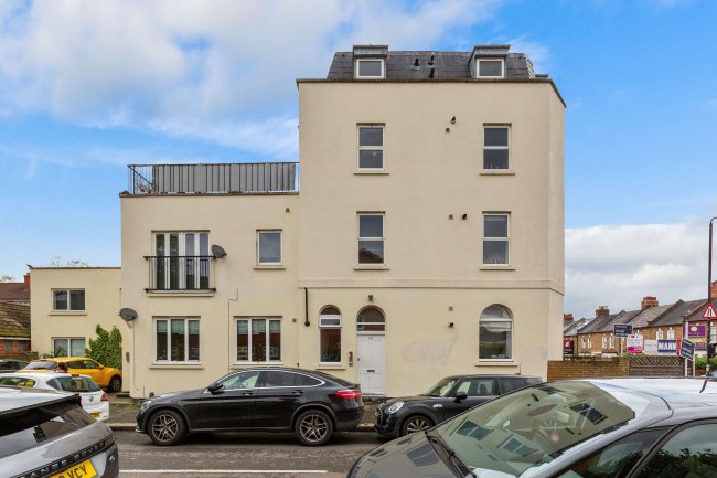 149 Maple Road, Penge, London SE20 8HU 9