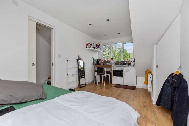52 Acton Lane, Harlesden, London NW10 8TU 9