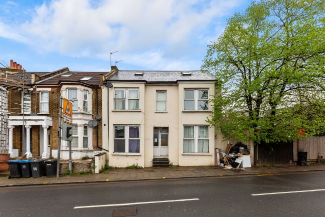 52 Acton Lane, Harlesden, London NW10 8TU 9