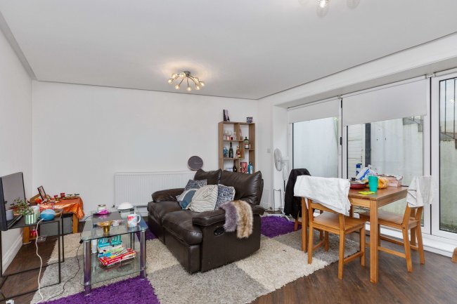 63 Courthill Road, Lewisham, London SE13 6DW 9