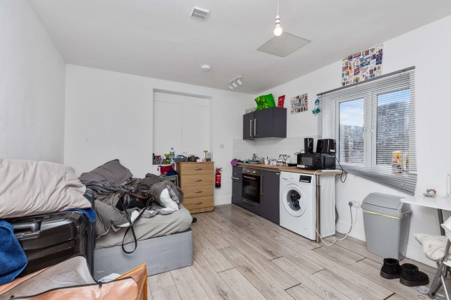 39 Upper Wickham Lane, Welling DA16 3AD 7