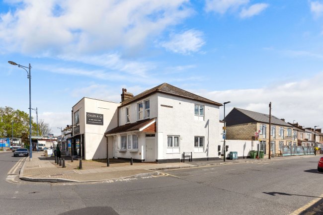 39 Upper Wickham Lane, Welling DA16 3AD 7