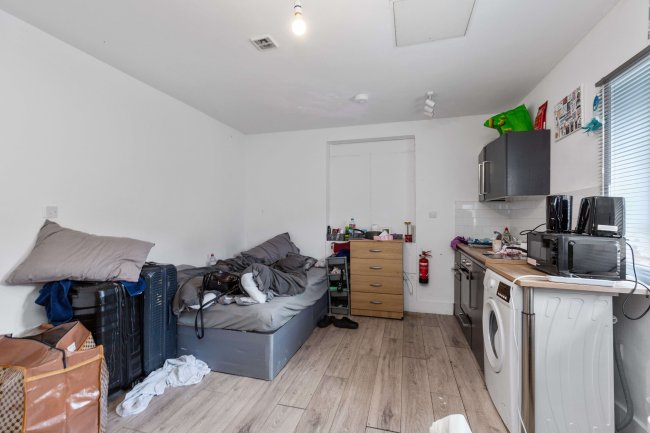 39 Upper Wickham Lane, Welling DA16 3AD 7