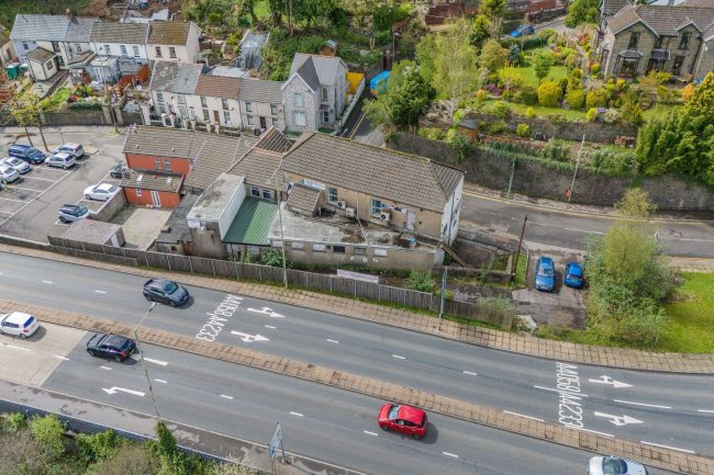 69 Cymmer Rd, Porth CF39 9BE 10