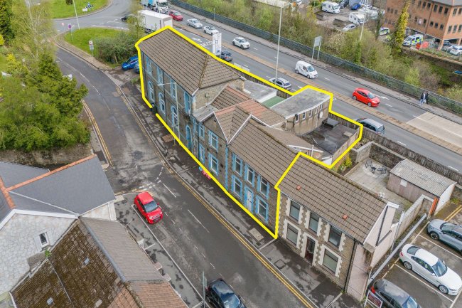69 Cymmer Rd, Porth CF39 9BE 10