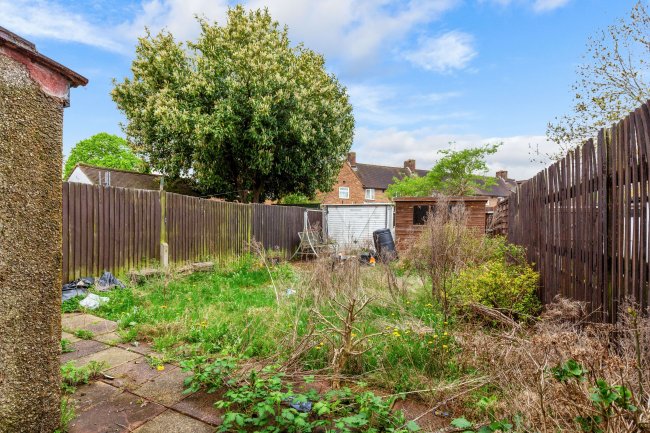 110 Stafford Road, Croydon, Surrey, CR0 4NF 4