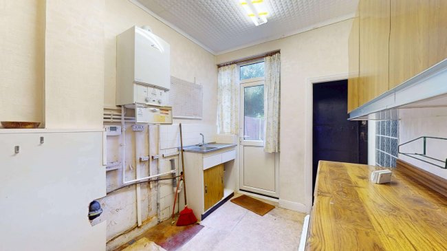 110 Stafford Road, Croydon, Surrey, CR0 4NF 4